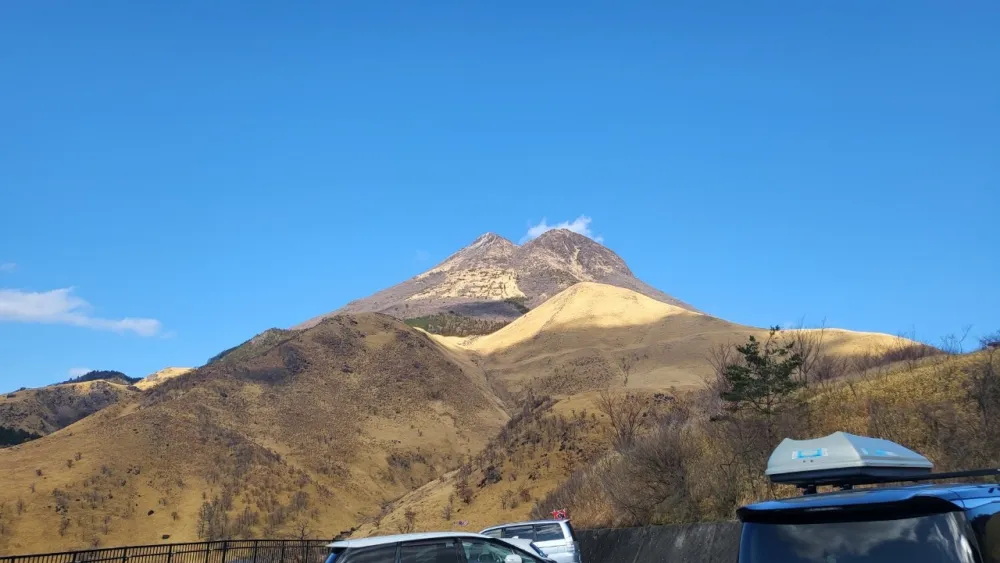 客房內寬敞的工作空間，最適合商務旅行者