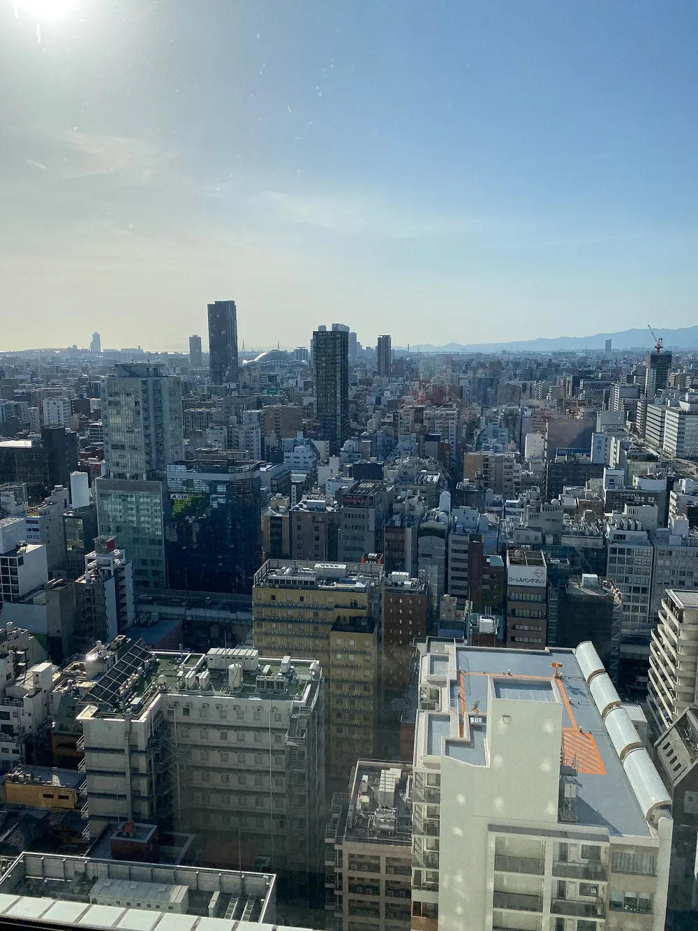 Rooftop全邊, 藍天下的異國風情休息