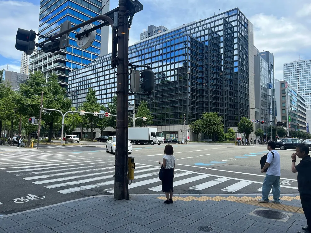 豪華的頂層公寓套房，城市的全景前景